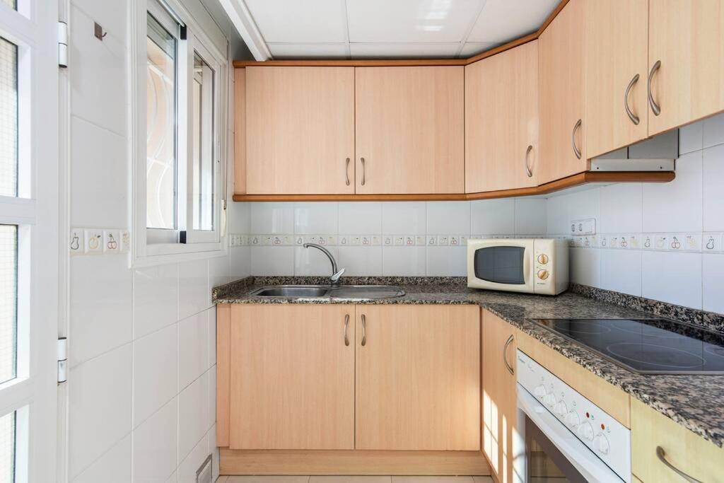 A Beautiful 2 Bedroom Townhouse - Las Cerezas 克萨达城 外观 照片