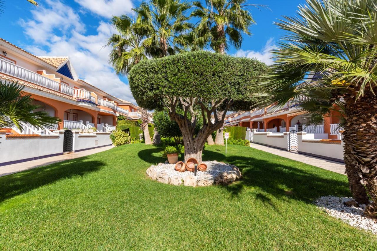 A Beautiful 2 Bedroom Townhouse - Las Cerezas 克萨达城 外观 照片