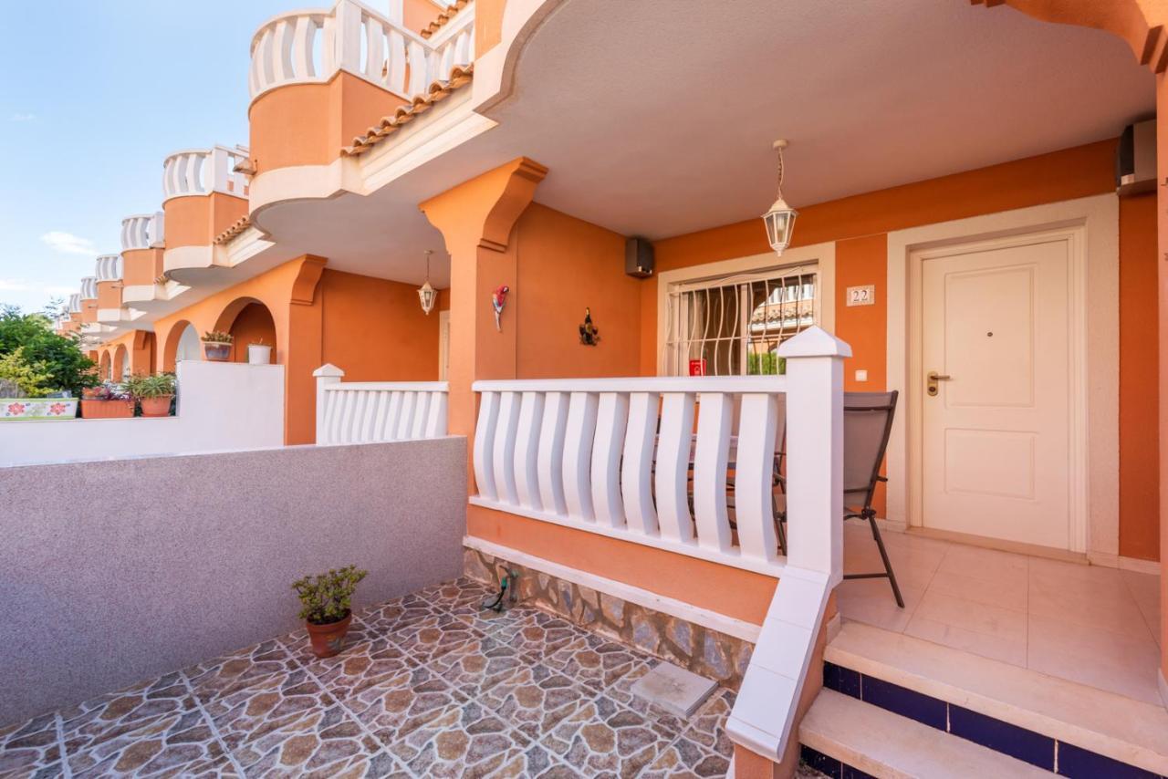 A Beautiful 2 Bedroom Townhouse - Las Cerezas 克萨达城 外观 照片