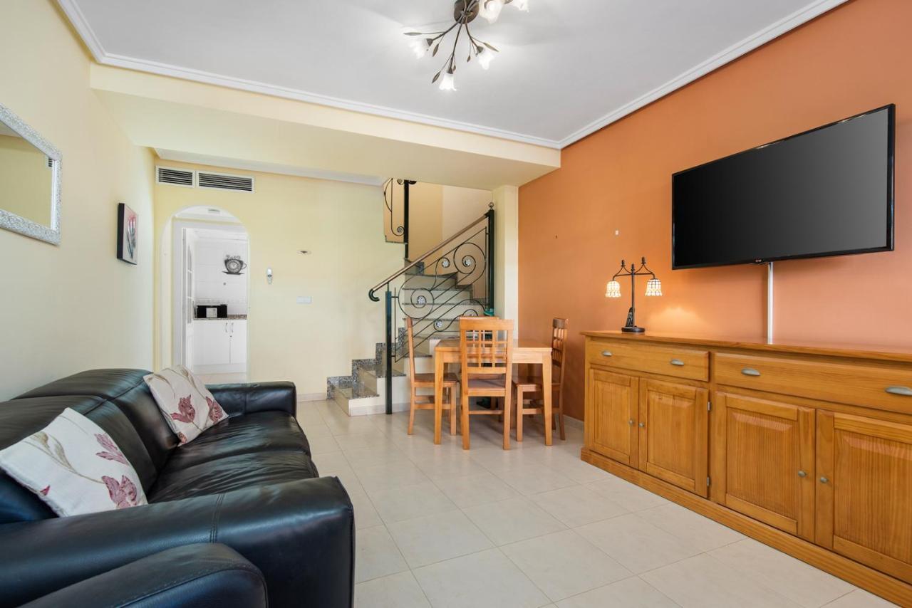 A Beautiful 2 Bedroom Townhouse - Las Cerezas 克萨达城 外观 照片