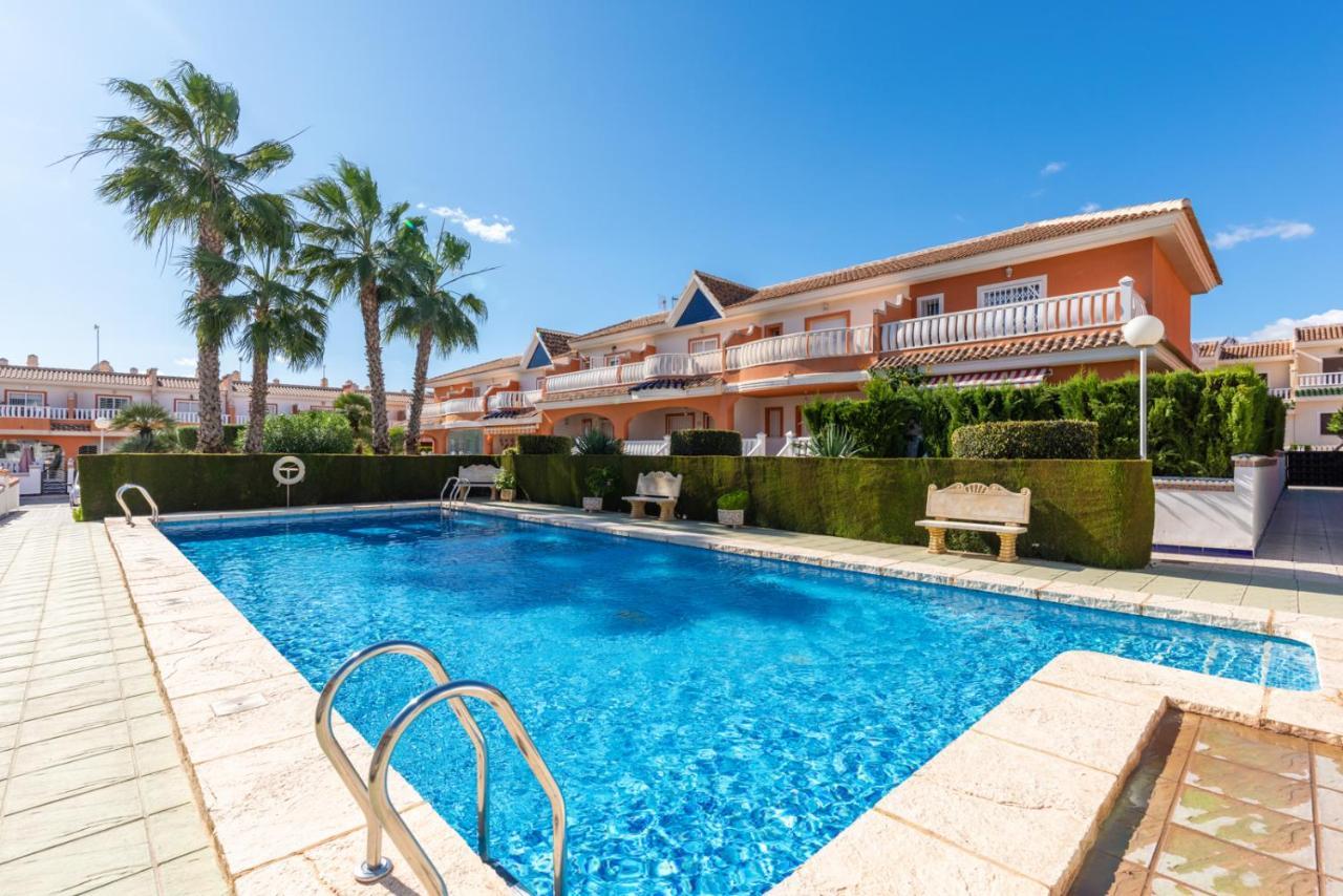 A Beautiful 2 Bedroom Townhouse - Las Cerezas 克萨达城 外观 照片