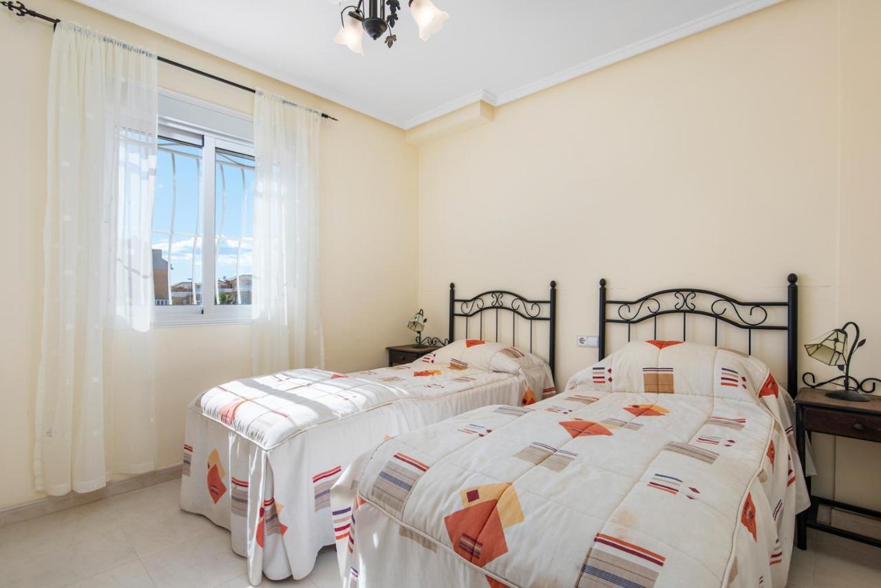 A Beautiful 2 Bedroom Townhouse - Las Cerezas 克萨达城 外观 照片